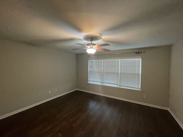 123 Cobblestone Place Dr, Goodlettsville, TN 37072
