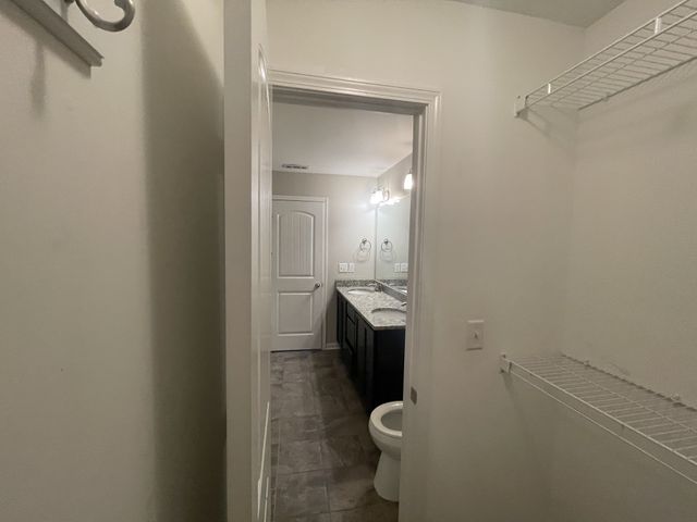 123 Cobblestone Place Dr, Goodlettsville, TN 37072