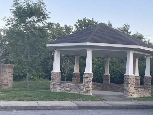 123 Cobblestone Place Dr, Goodlettsville, TN 37072