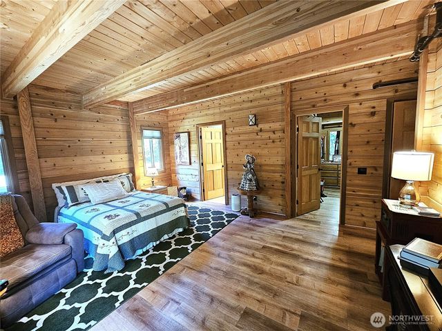 7717 252nd Avenue NE, Redmond, WA 98053
