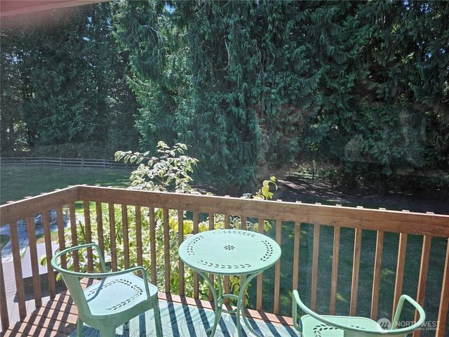 7717 252nd Avenue NE, Redmond, WA 98053