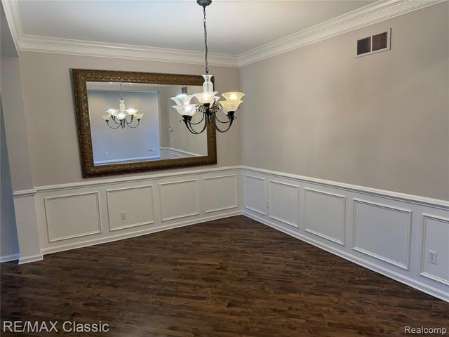 26459 Fieldstone Drive 30, Novi, MI 48374