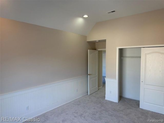 26459 Fieldstone Drive 30, Novi, MI 48374