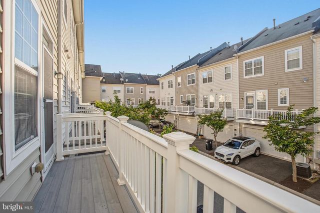 4334 TALMADGE CIR, Suitland, MD 20746