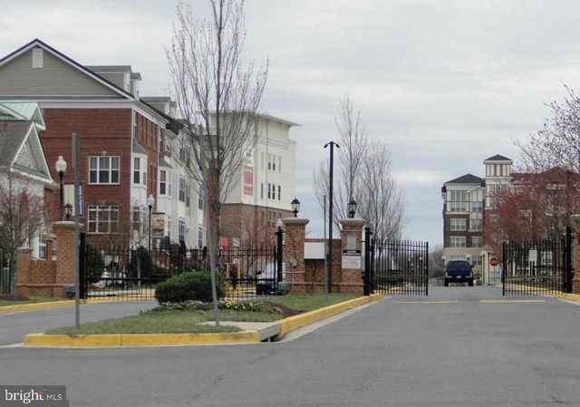 4334 TALMADGE CIR, Suitland, MD 20746