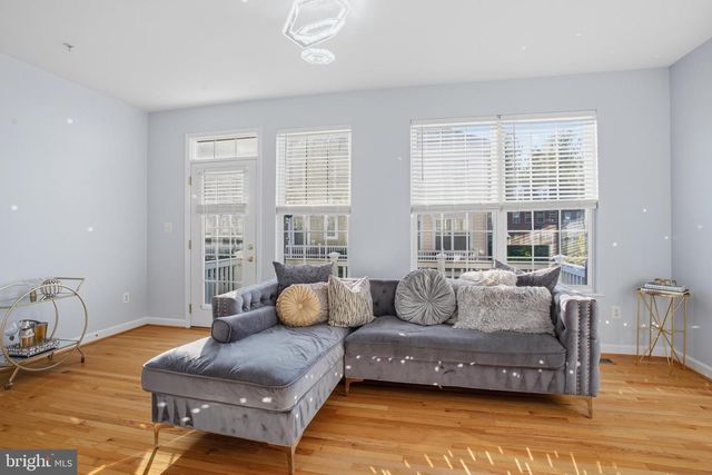 4334 TALMADGE CIR, Suitland, MD 20746