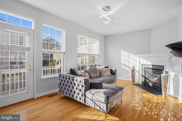 4334 TALMADGE CIR, Suitland, MD 20746