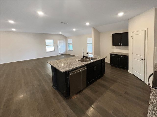 2047 Serval Lane, Crandall, TX 75114