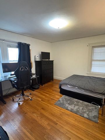 7 Granite 2, Cambridge, MA 02139