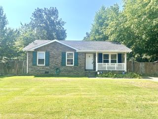 634 Inver Ln, Clarksville, TN 37042