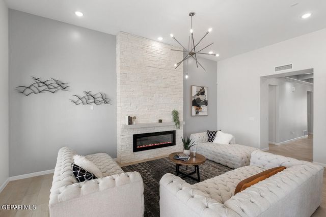 2516 SAMMY CERVANTES Street, El Paso, TX 79938