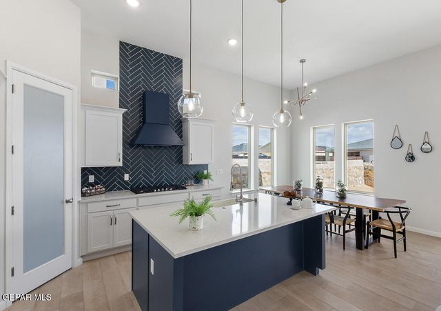 2516 SAMMY CERVANTES Street, El Paso, TX 79938