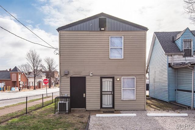 4267 Fair Avenue, St Louis, MO 63115