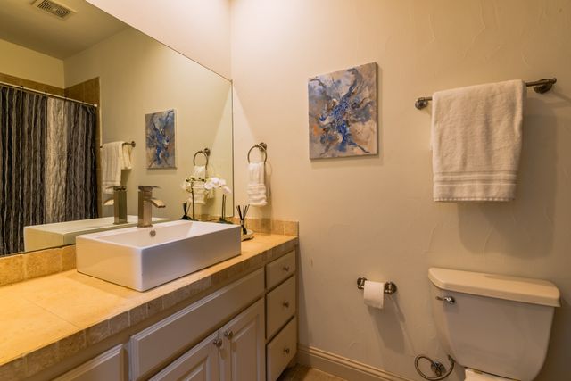 5113 Vandelia Street, Dallas, TX 75235