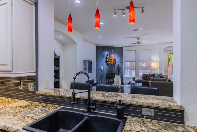 5113 Vandelia Street, Dallas, TX 75235