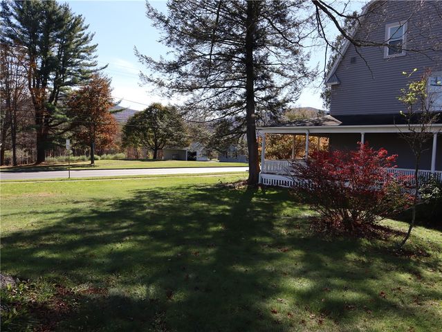 35 Lake Street, Harpersfield, NY 12167
