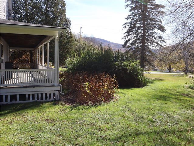 35 Lake Street, Harpersfield, NY 12167