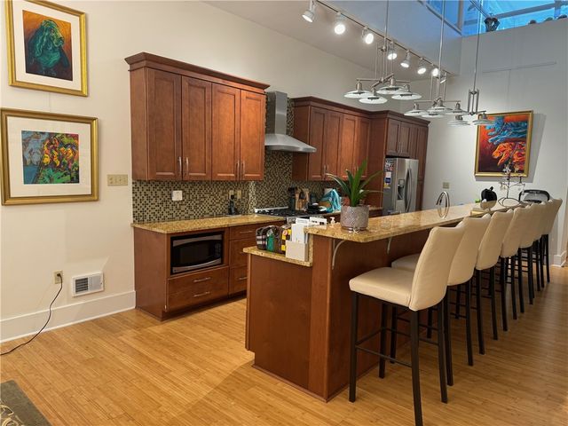 1735 E Carson St, South Side, PA 15203