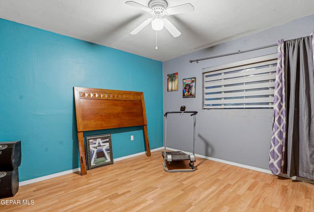 1135 CUBA Drive, El Paso, TX 79915