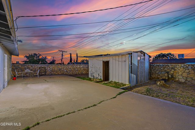 1135 CUBA Drive, El Paso, TX 79915