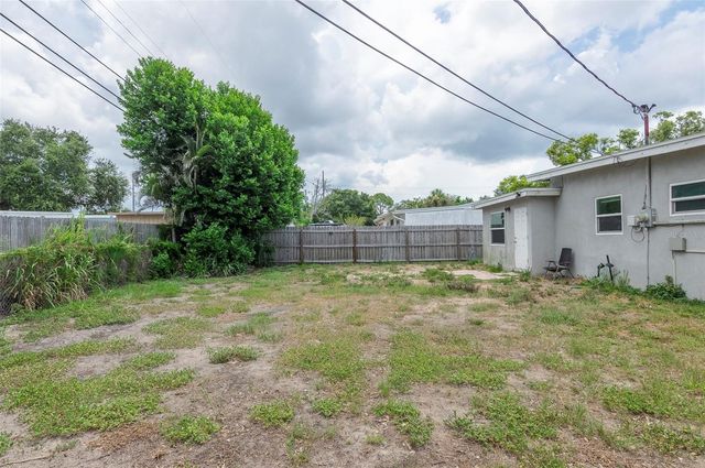 5255 45TH AVENUE N, St Petersburg, FL 33709