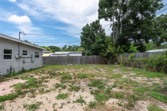 5255 45TH AVENUE N, St Petersburg, FL 33709