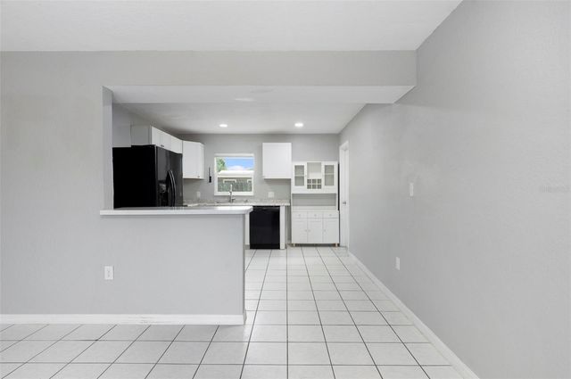5255 45TH AVENUE N, St Petersburg, FL 33709