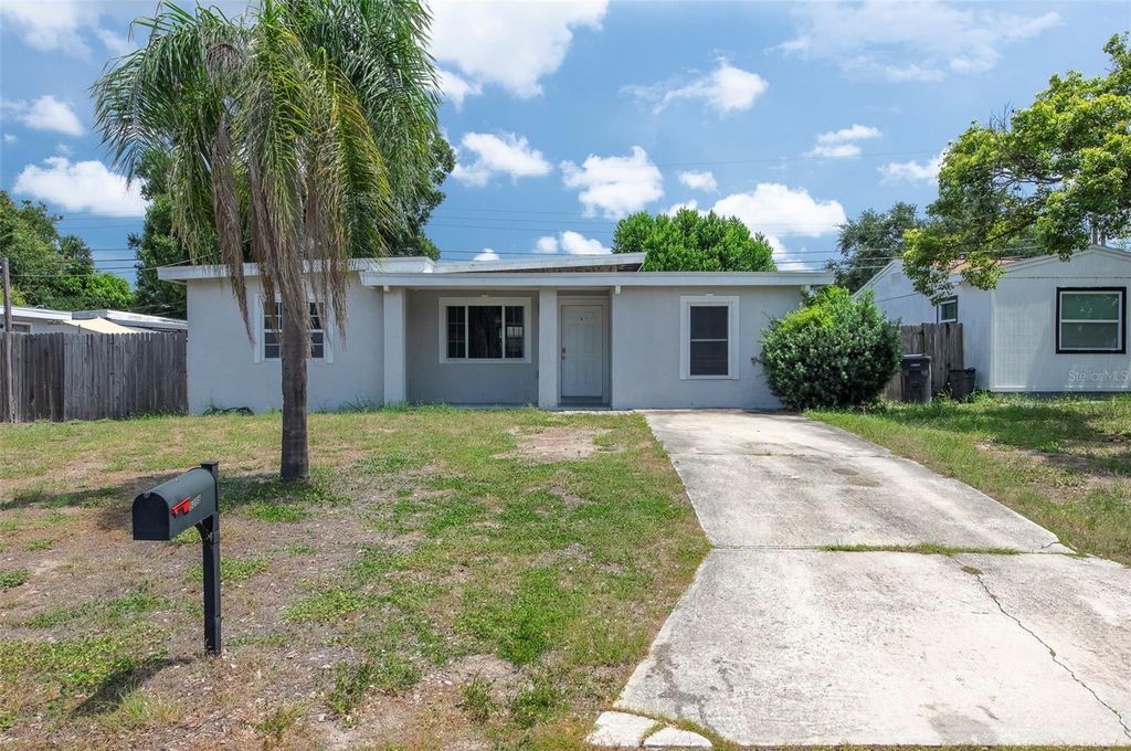 5255 45TH AVENUE N, St Petersburg, FL 33709
