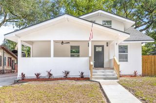 7 HAMILTON HEATH DRIVE, Tampa, FL 33604