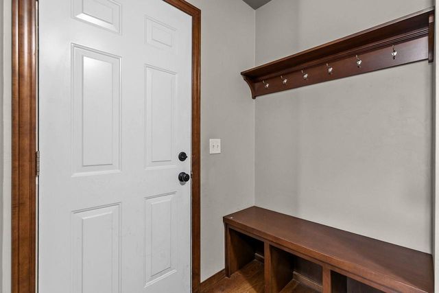 5120 N GALA COURT, Appleton, WI 54913