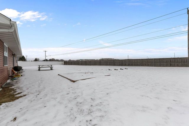 5120 N GALA COURT, Appleton, WI 54913