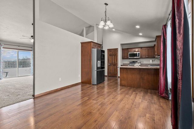 5120 N GALA COURT, Appleton, WI 54913