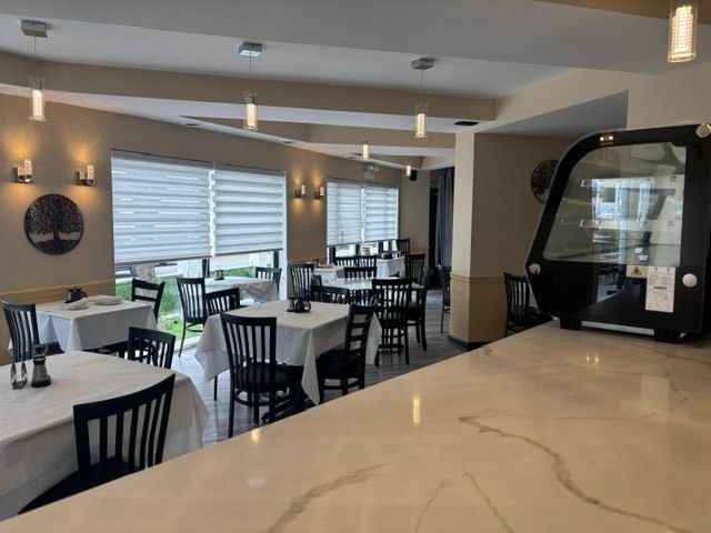 1450 W Webster Avenue, Chicago, IL 60614