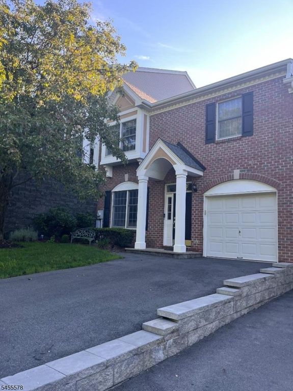 90 Summer Hill Rd 90, Wayne Twp., NJ 07470 — exterior