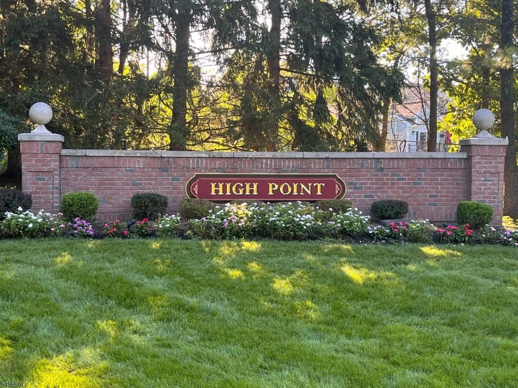90 Summer Hill Rd 90, Wayne Twp., NJ 07470 — photo 3