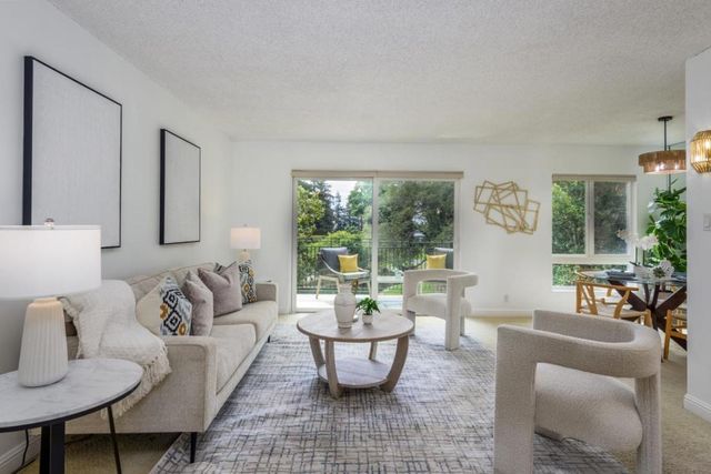 904 Peninsula Avenue 307, San Mateo, CA 94401