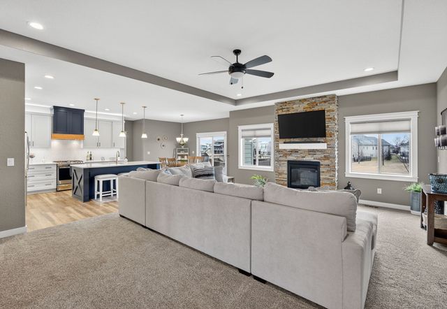 1329 NE 49th Street, Ankeny, IA 50021