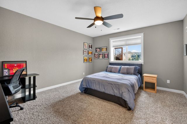 1329 NE 49th Street, Ankeny, IA 50021