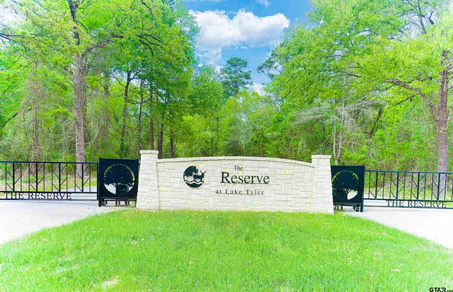 14867 Lake Meadow Ct, Tyler, TX 75707