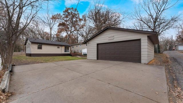 1707 10th Avenue SE, Saint Cloud, MN 56304