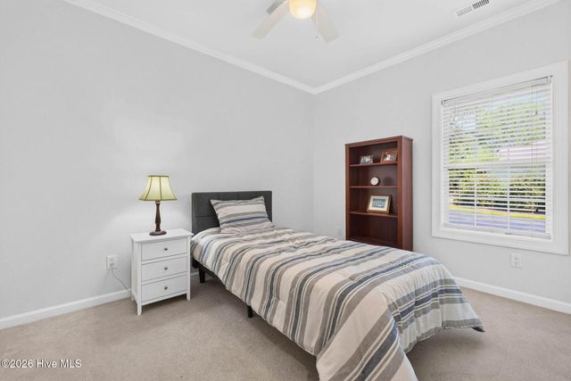 4152 Sheffield Place SE, Southport, NC 28461