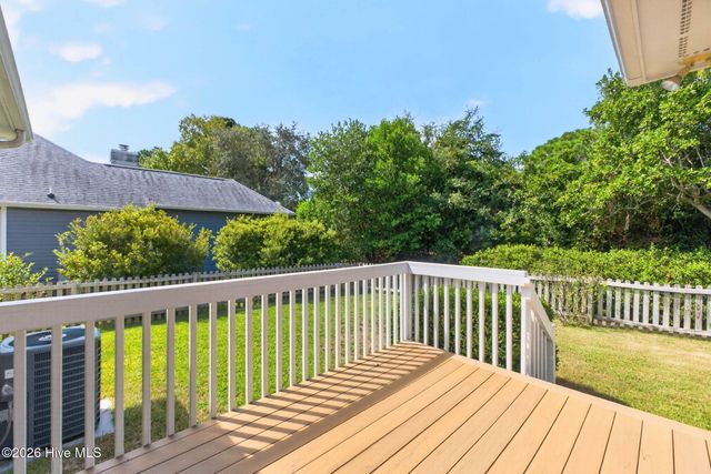 4152 Sheffield Place SE, Southport, NC 28461