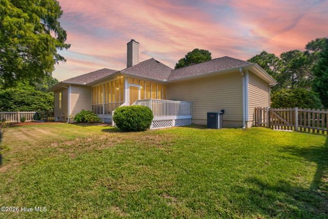 4152 Sheffield Place SE, Southport, NC 28461