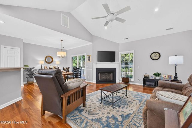 4152 Sheffield Place SE, Southport, NC 28461