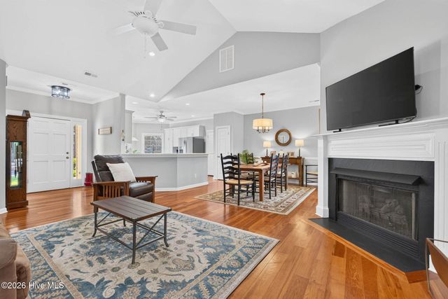 4152 Sheffield Place SE, Southport, NC 28461