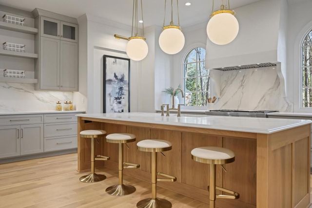 3568 Cloudland NW Drive, Atlanta, GA 30327