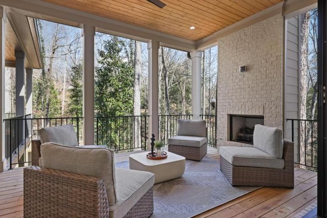 3568 Cloudland NW Drive, Atlanta, GA 30327