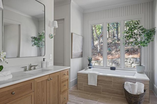 3568 Cloudland NW Drive, Atlanta, GA 30327