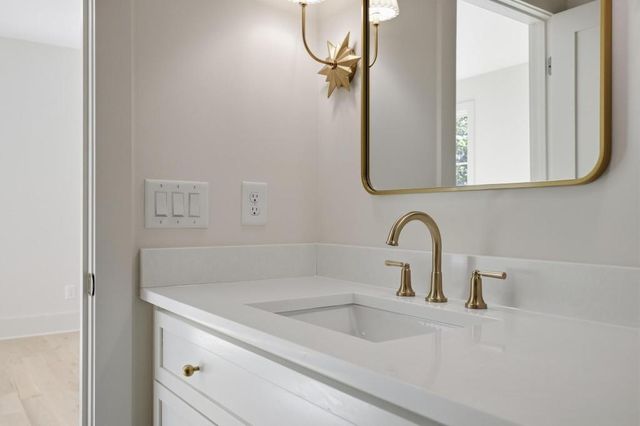 3568 Cloudland NW Drive, Atlanta, GA 30327