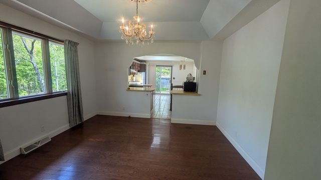 22 Vernon St, Boston, MA 02136